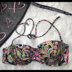 ✨Victoria’s Secret Paisley Swim Suit 34B✨